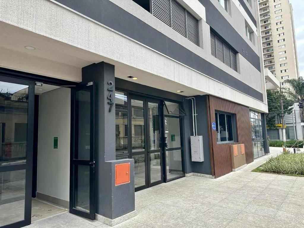 Apartment Exuberante No Metro Belem/com Ar *
